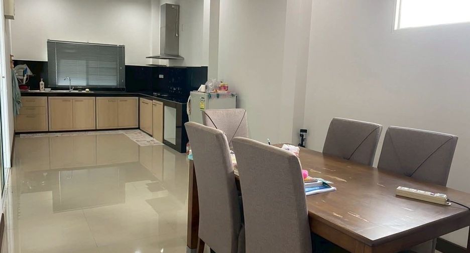 Haus zum Kauf mit 4 Zimmer in San Sai, Chiang Mai