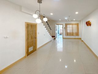 For sale 3 bedrooms townhouse in Chom Thong, Bangkok