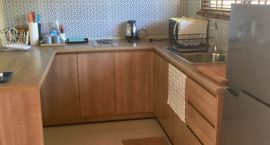 Reihenhaus zum Kauf und zur Miete mit 3 Zimmer in Cha Am, Phetchaburi
