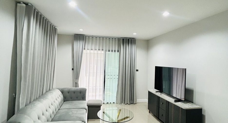 For rent 3 bedrooms house in Saraphi, Chiang Mai
