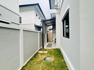For rent 3 bedrooms house in Saraphi, Chiang Mai