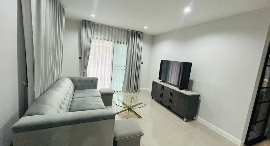 For rent 3 bedrooms house in Saraphi, Chiang Mai