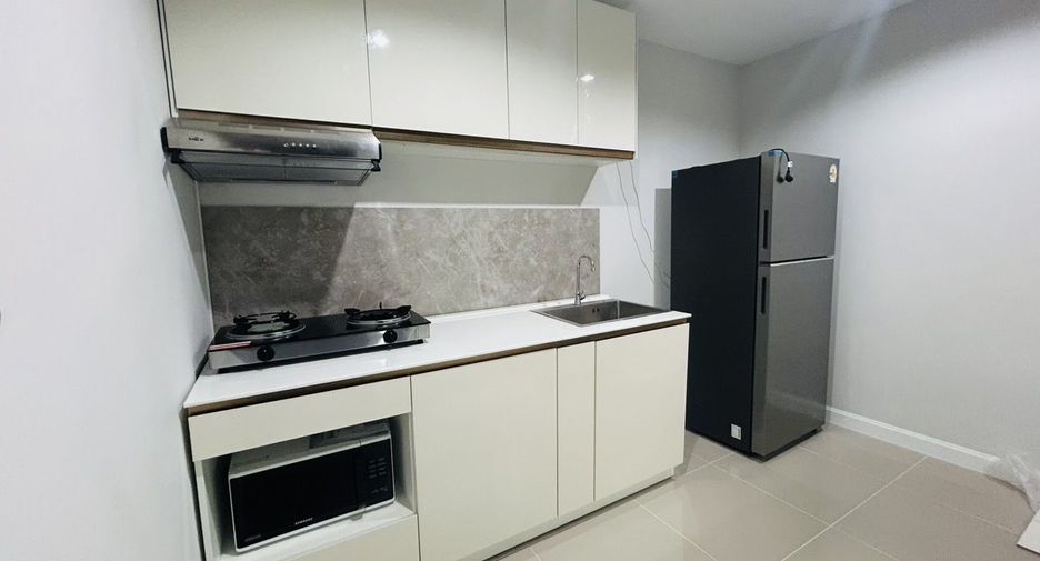 For rent 3 bedrooms house in Saraphi, Chiang Mai