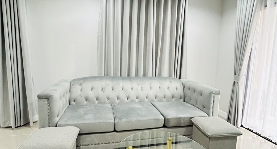 For rent 3 bedrooms house in Saraphi, Chiang Mai