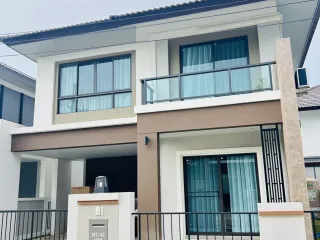 For Rent 3 Bedroom House In Saraphi, Chiang Mai