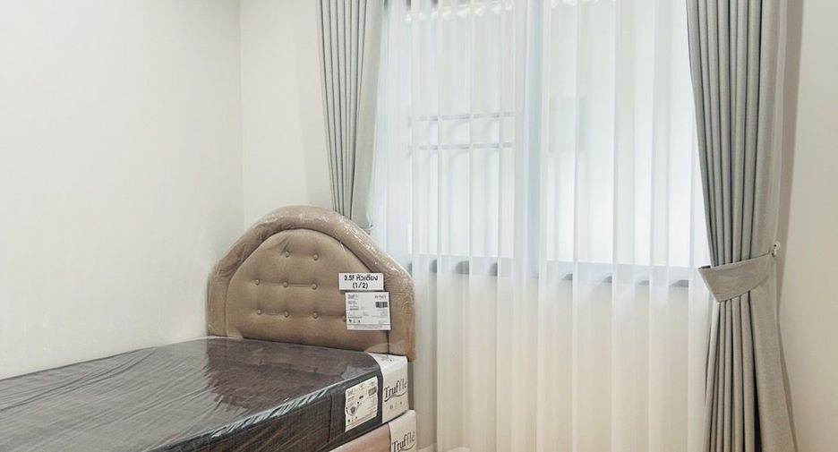 For rent 3 bedrooms house in Saraphi, Chiang Mai