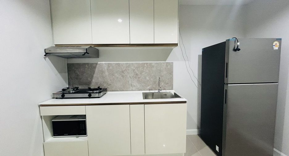 For rent 3 bedrooms house in Saraphi, Chiang Mai