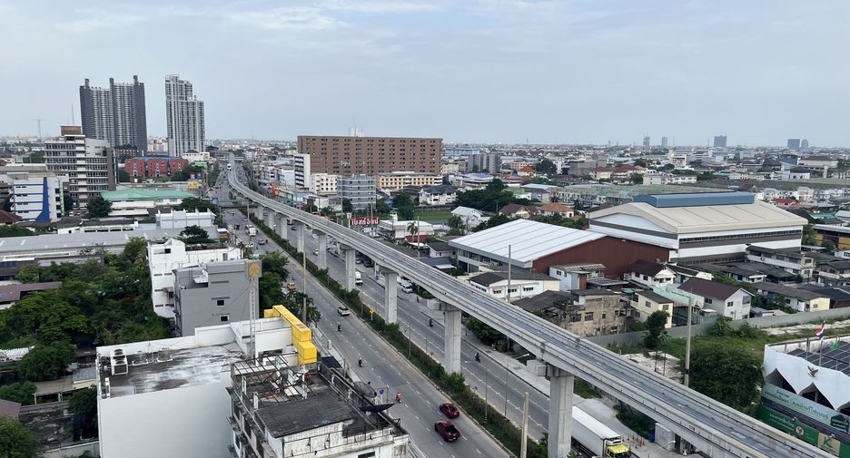 For sale 1 bed condo in Mueang Samut Prakan, Samut Prakan