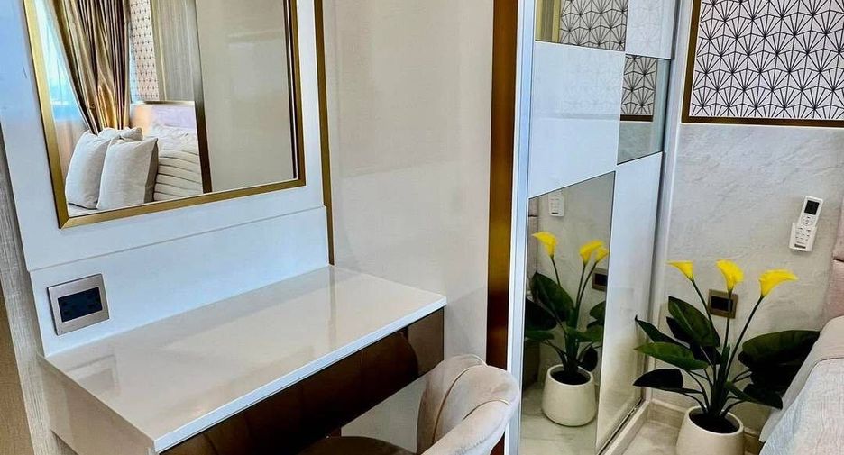For rent 2 bedrooms condo in Bang Lamung, Chonburi