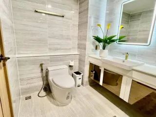 For rent 2 bedrooms condo in Bang Lamung, Chonburi