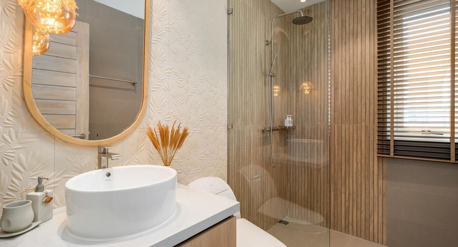 For sale 4 bedrooms villa in Ko Samui, Surat Thani
