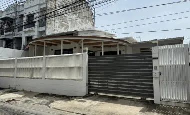 For sale 2 bedrooms house in Chatuchak, Bangkok
