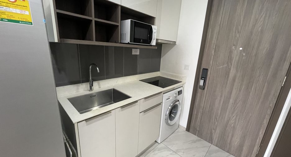 For sale 2 bedrooms condo in Watthana, Bangkok