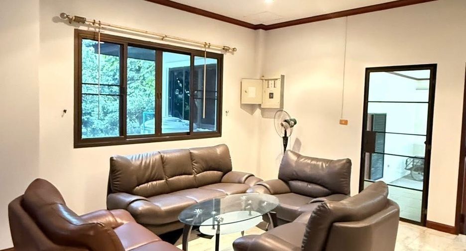 For sale 3 bedrooms house in Mueang Chiang Mai, Chiang Mai