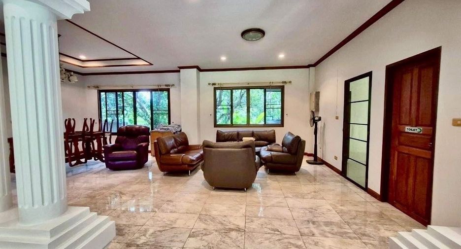 For sale 3 bedrooms house in Mueang Chiang Mai, Chiang Mai