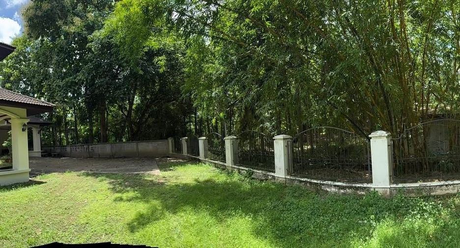 For sale 3 bedrooms house in Mueang Chiang Mai, Chiang Mai