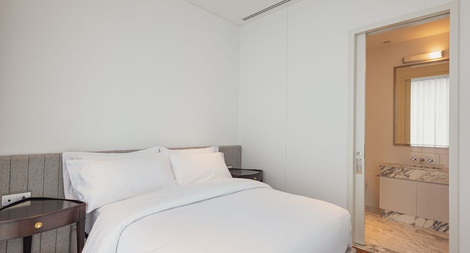 For sale 3 bedrooms condo in Sathon, Bangkok