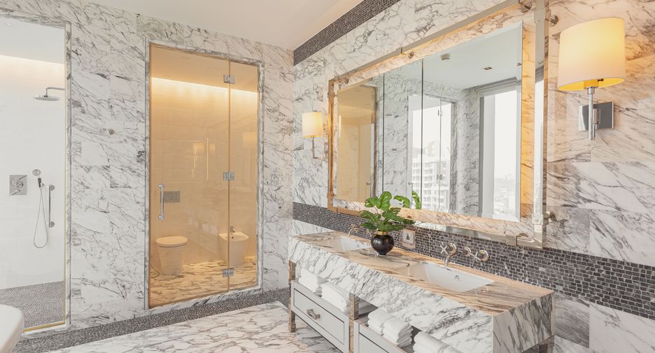 For sale 3 bedrooms condo in Sathon, Bangkok