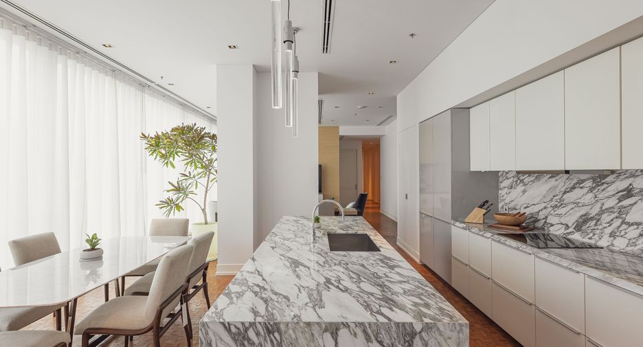 For sale 3 bedrooms condo in Sathon, Bangkok