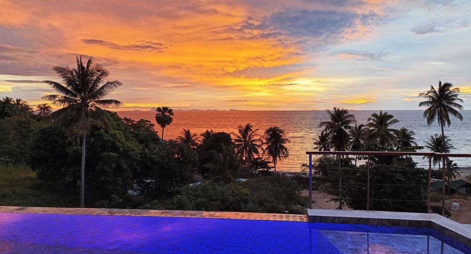 For rent 4 bedrooms villa in Ko Pha-ngan, Surat Thani