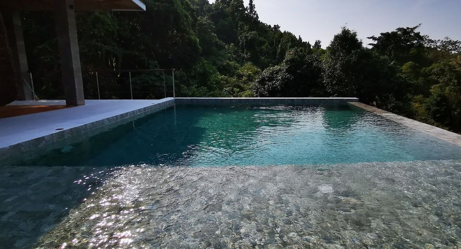 For rent 4 bedrooms villa in Ko Pha-ngan, Surat Thani