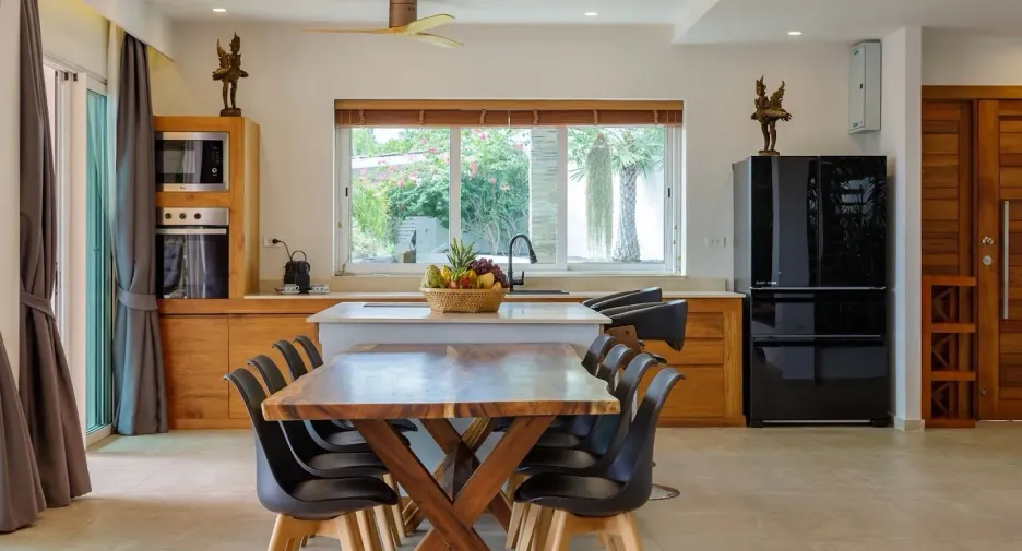 For rent 4 bedrooms villa in Ko Pha-ngan, Surat Thani