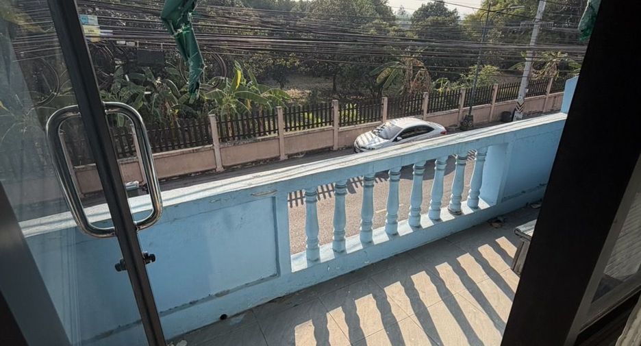 For sale 1 bed retail Space in Bang Lamung, Chonburi