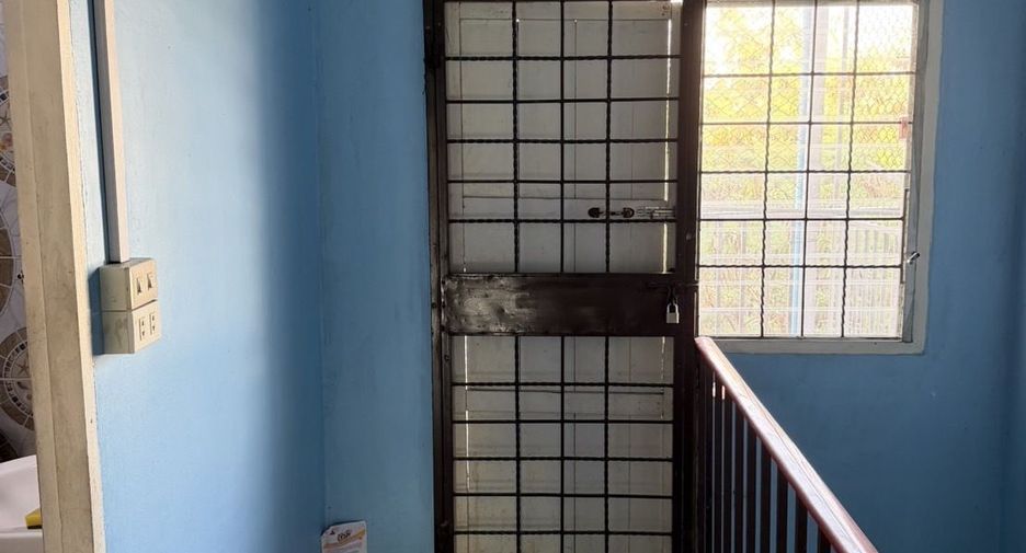 For sale 1 bed retail Space in Bang Lamung, Chonburi