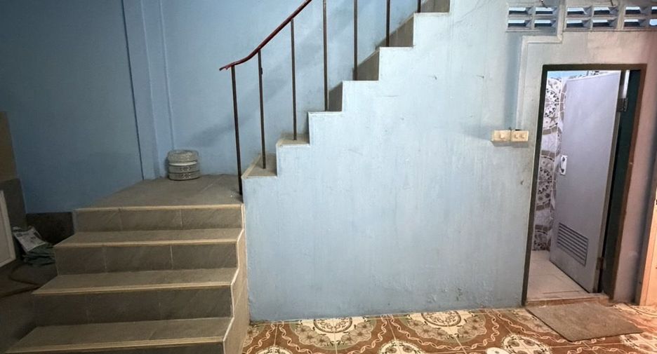 For sale 1 bed retail Space in Bang Lamung, Chonburi