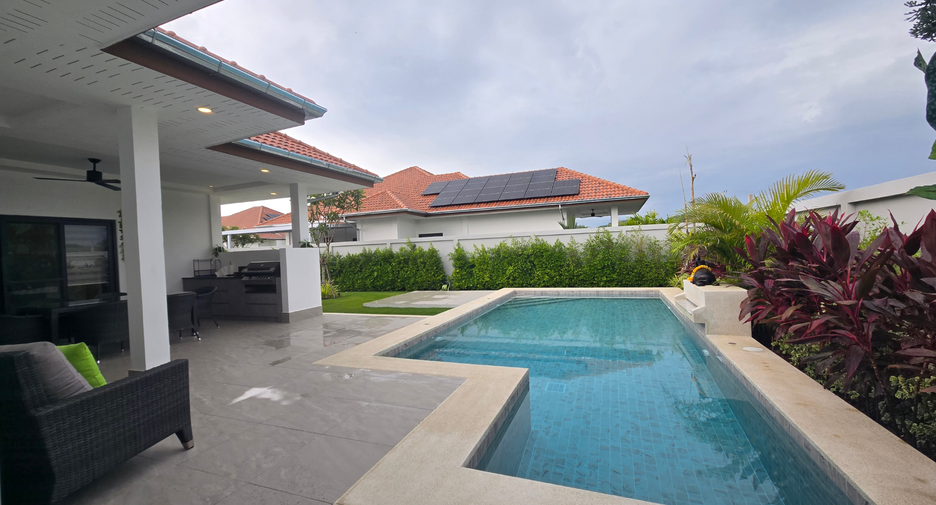 For rent 3 bedrooms villa in Hua Hin, Prachuap Khiri Khan