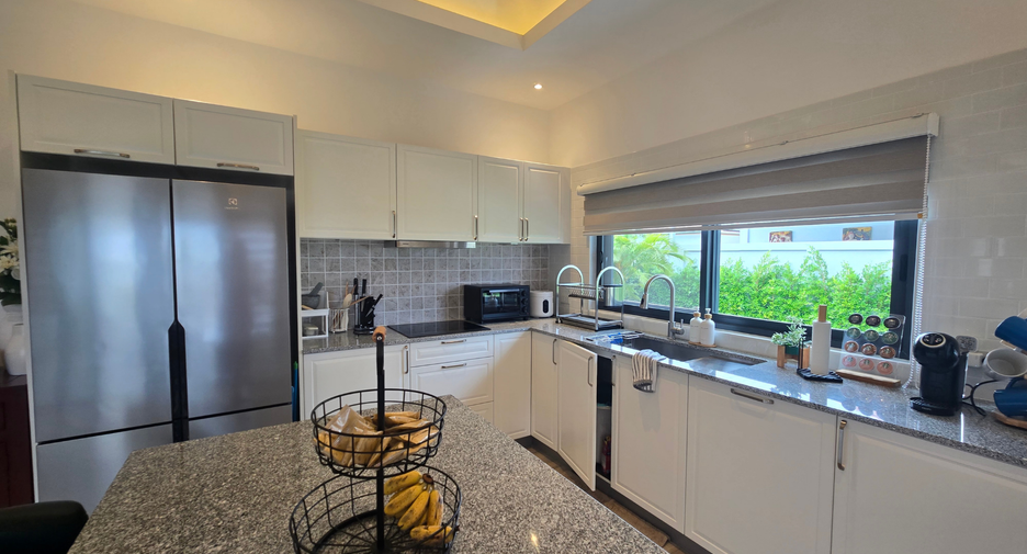 For rent 3 bedrooms villa in Hua Hin, Prachuap Khiri Khan