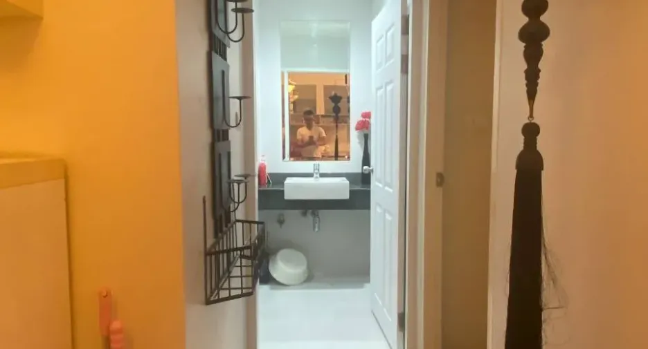 For sale 1 bed condo in Ratchathewi, Bangkok