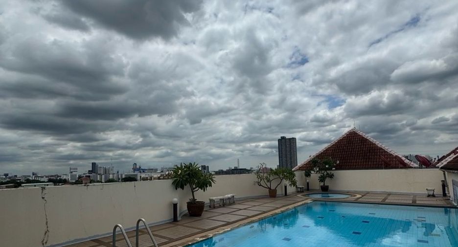 For sale and for rent 2 bedrooms condo in Suan Luang, Bangkok
