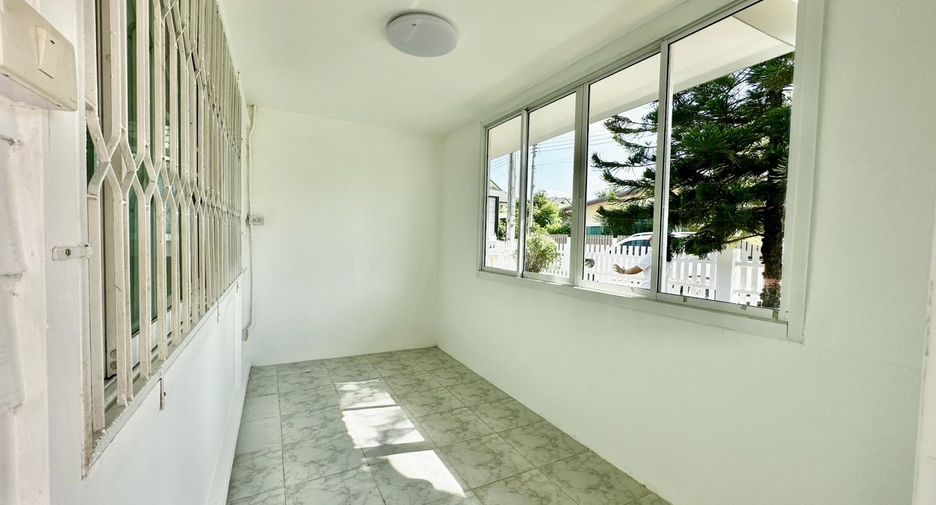 Haus zum Kauf mit 3 Zimmer in Mueang Chiang Mai, Chiang Mai