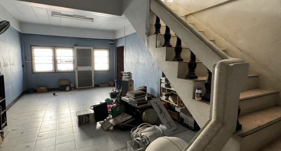 For sale 3 bedrooms townhouse in Thung Khru, Bangkok