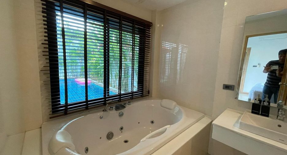Villa en alquiler de 2 habitaciones en Mueang Phuket, Phuket