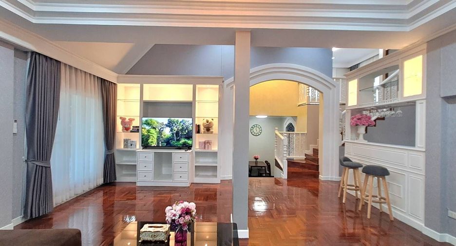 For sale and for rent 3 bedrooms house in San Sai, Chiang Mai