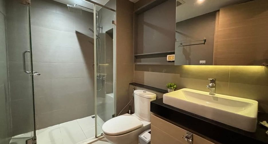 For sale and for rent 1 bed condo in Sathon, Bangkok