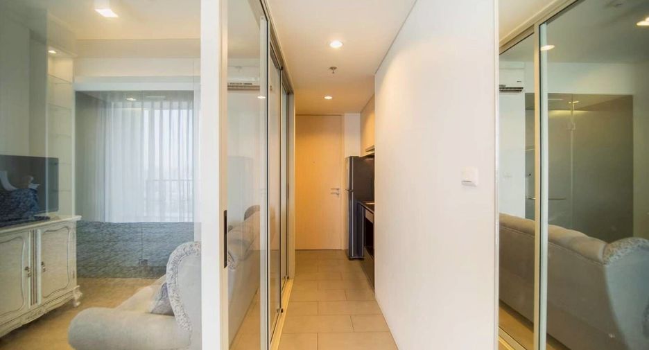For sale 1 bed condo in Phaya Thai, Bangkok