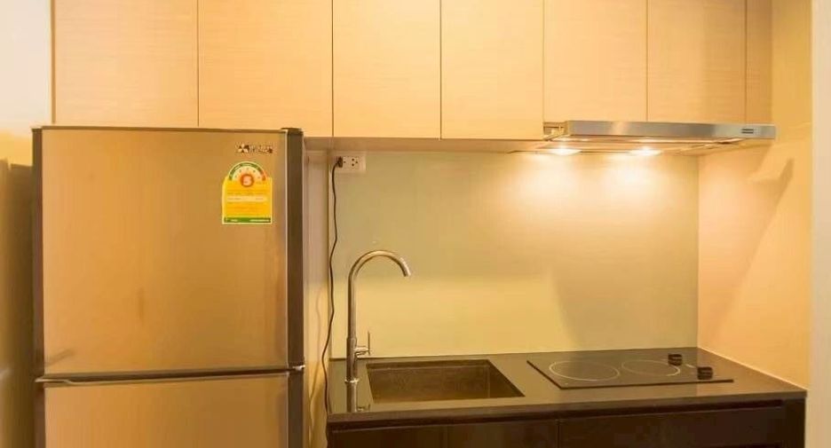 For sale 1 bed condo in Phaya Thai, Bangkok