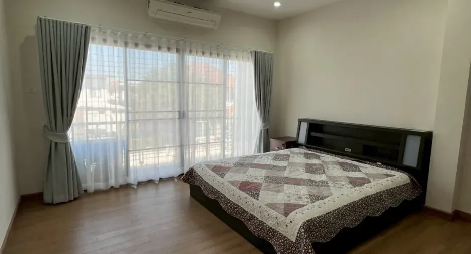 For rent 3 bedrooms house in Hang Dong, Chiang Mai