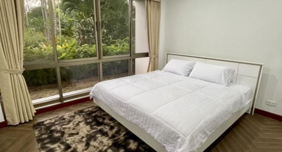 For rent 4 bedrooms condo in Bang Lamung, Chonburi