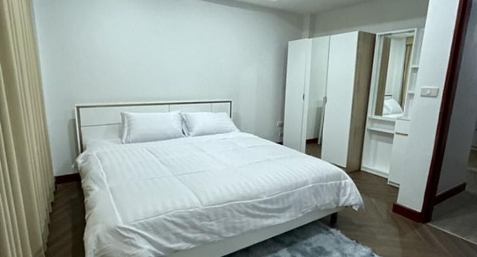 For rent 4 bedrooms condo in Bang Lamung, Chonburi