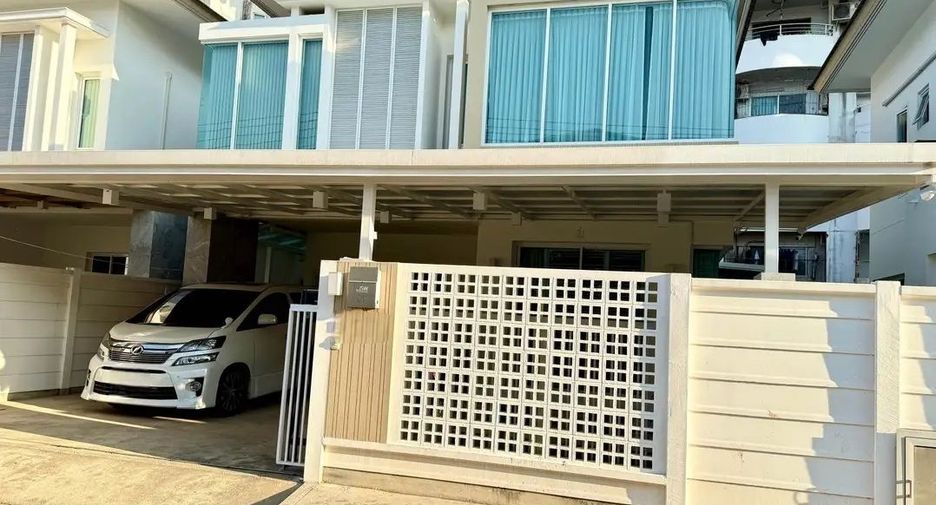 For sale 3 bedrooms house in Mueang Chiang Mai, Chiang Mai