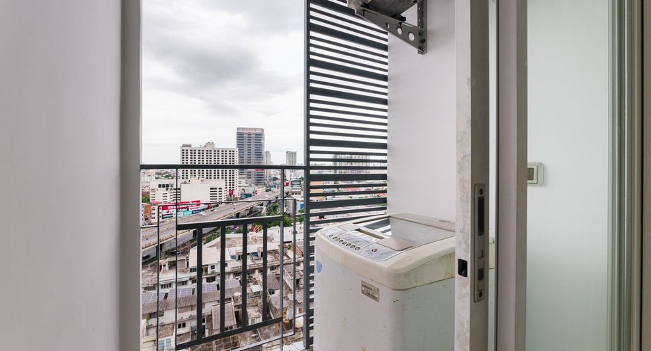 For sale 1 bed condo in Bangkok Noi, Bangkok