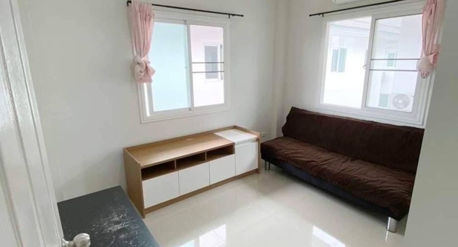 For rent 3 bedrooms house in Mueang Chiang Mai, Chiang Mai