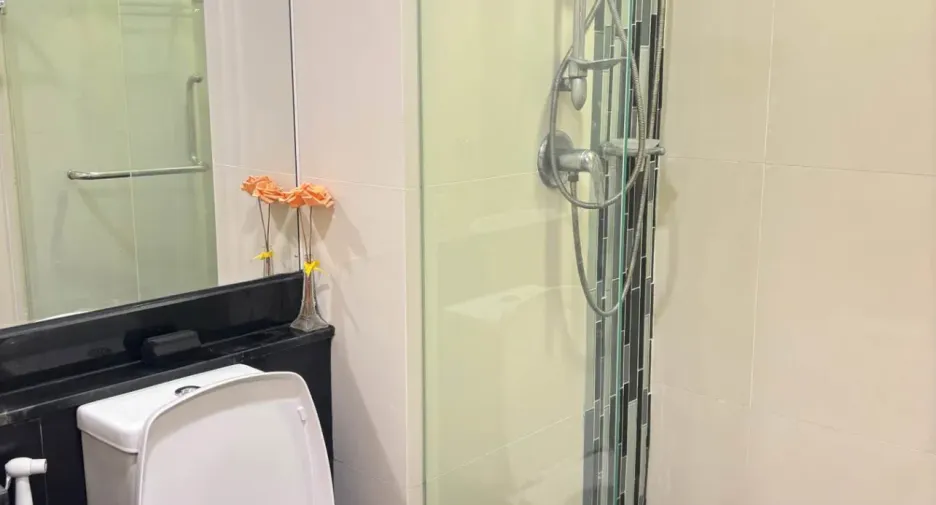 For rent 1 bed condo in Bang Phlat, Bangkok