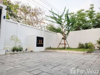 Casa en venta de 4 habitaciones en San Kamphaeng, Chiang Mai