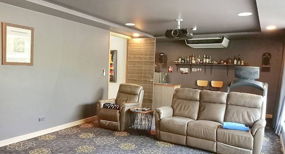 For sale 4 ベッドルーム house in San Kamphaeng, Chiang Mai