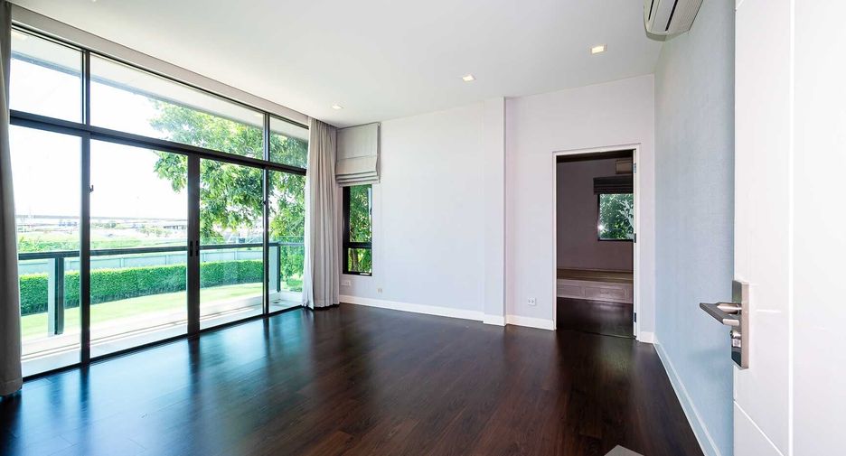 For sale 4 bedrooms house in Prawet, Bangkok